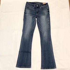 American Eagle skinny kick jean, Size 6, NWT